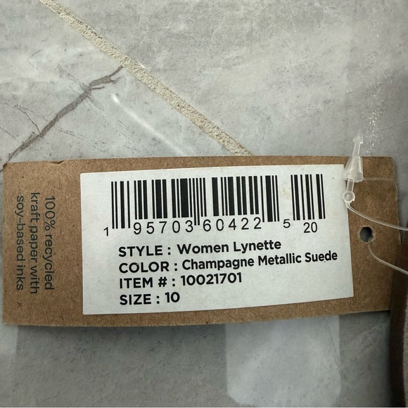 Women’s TOMS Lynette Loafer Dress Shoe Champagne Metallic Suede Leather Size 10 - Picture 14 of 15